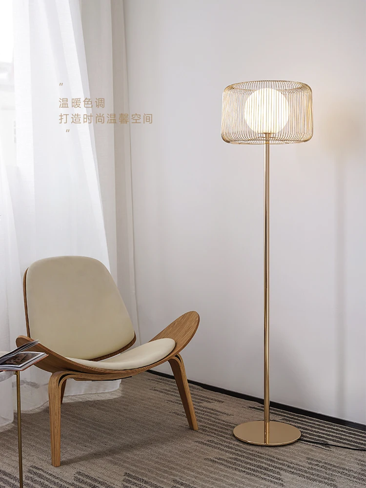 

Floor Lamp Modern Simple and Fashionable Creative Study Bedroom Vertical Table Lamp