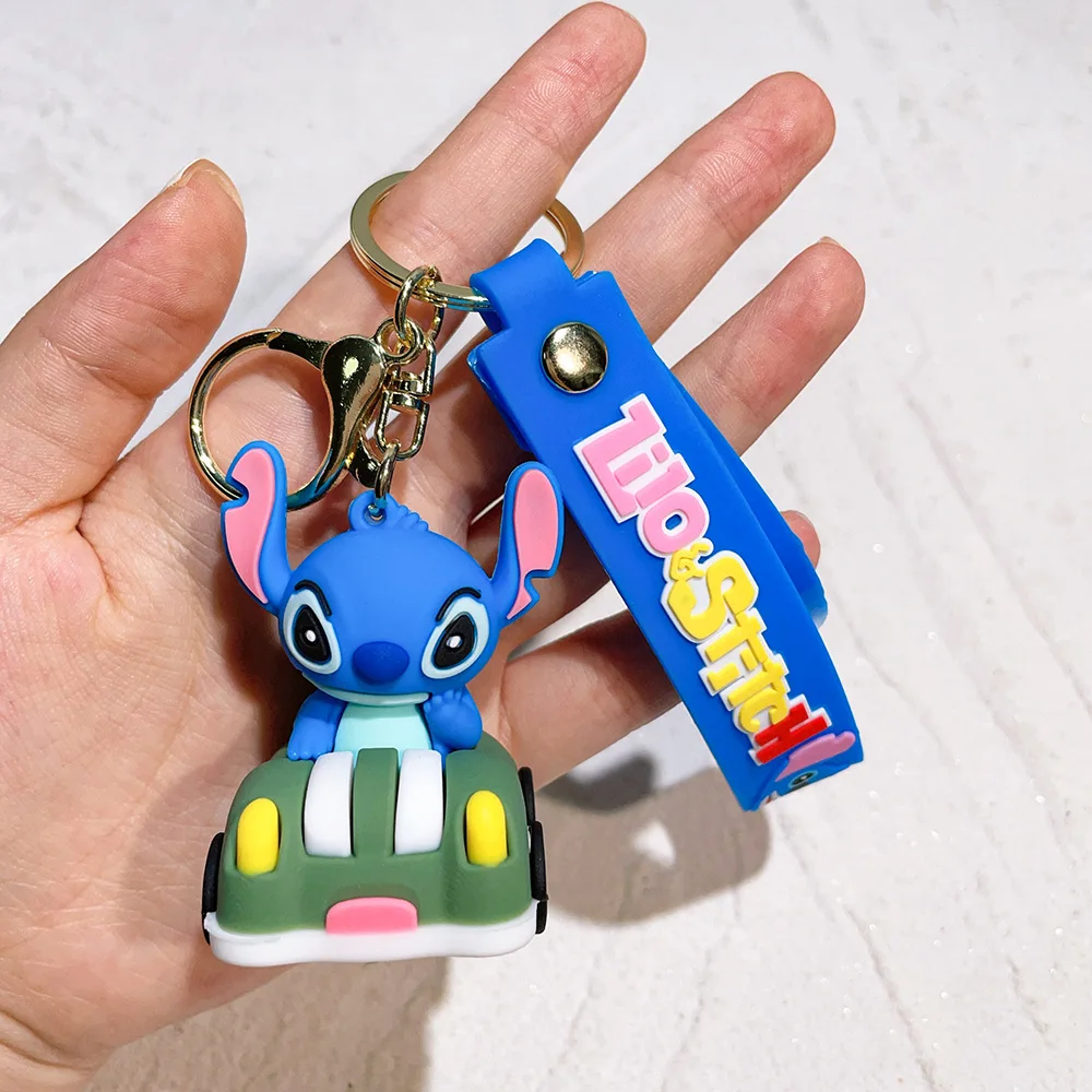 Фото Брелок Lilo & Stitch, серия автомобилей, милая кукла, серия для скейтбординга, кулон, стежка, гаражный комплект, новогодний рождественский подарок, 5 см №2