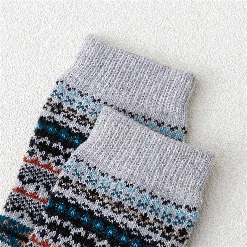 5 Pairs Newest Winter and Autumn Women Wool Socks Ethnic Style Thermal Thicken Warmer Cashmere Socks for Women