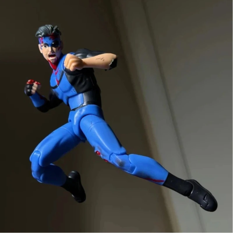 В наличии: Оригинальная фигурка Марка-Непобедимого от Jada Toys, масштаб 112, с боевыми повреждениями, лимитированная серия SDCC, для взрослых коллекционеров. (art.: 3920dcd19a3fe) - 3920dcd19a3fe