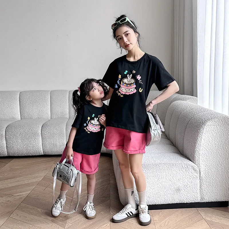 

Mom and Son Matching T Shirts Mother Daughter Same Clothes Woman T Shirt 2023 Summer Parent-child Clothing Mommy and Me Top Tees