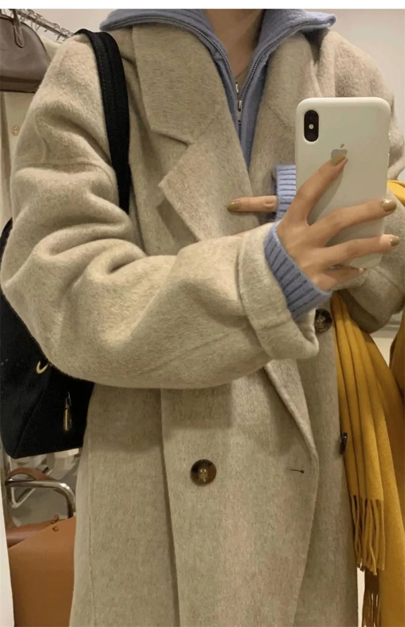 Oatmeal Coat Fashionable, Simple Commuting Versatile Slim Fit Slim Women's Mid length 2023 New Autumn/Winter Hepburn Fur Coat