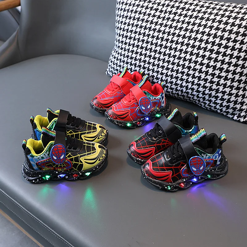 

New Cool Spiderman Fashion Boys Shoes Hot Sales Leisure Glowing Lighting Kids Sneakers Toddlers Classic Cute Children Shoes