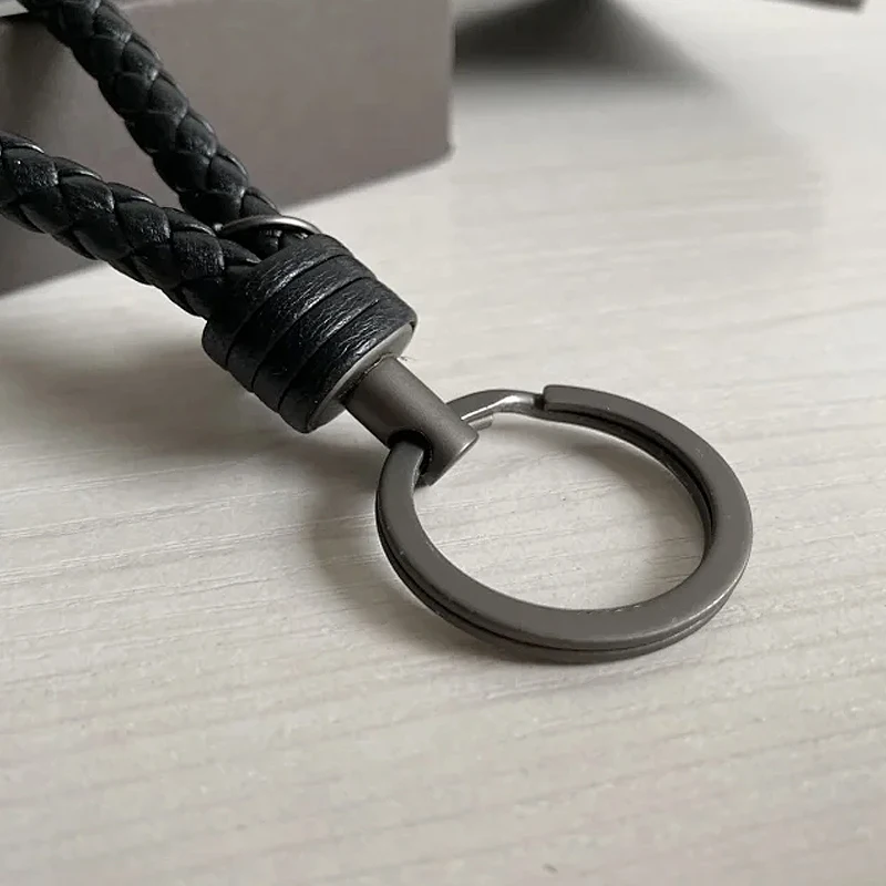 Authentic Leather Sheepskin Woven Car Key Ring Luxury Brand Men and Women Key Ring Pendant High-End Simple Exquisite Small New