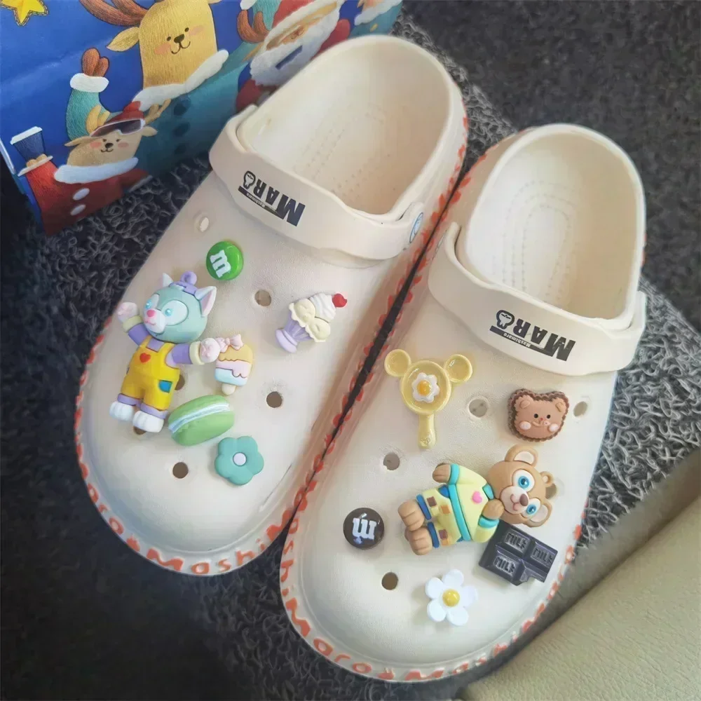 Новая серия популярная белая собака мягкая резиновая кукла Кроксы цветок Лолита