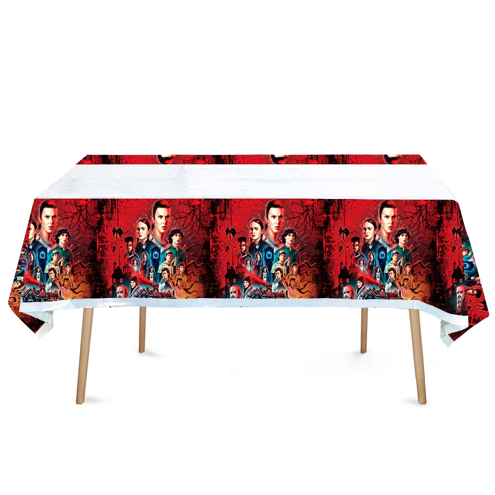 Товары для дня рождения очень странные дела скатерть нож вилка столовая посуда