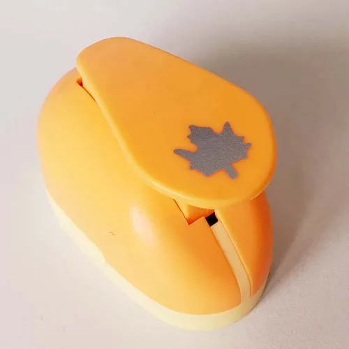 

Дырокол для скрапбукинга HERBATA CL-1203