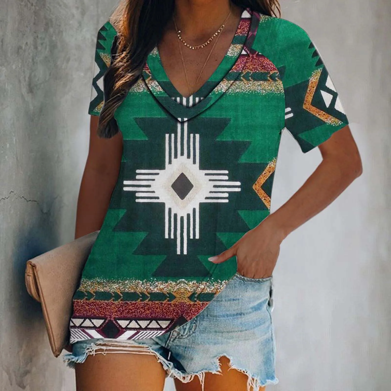 

Женская футболка с V-образным вырезом и принтом в Западном этническом стиле