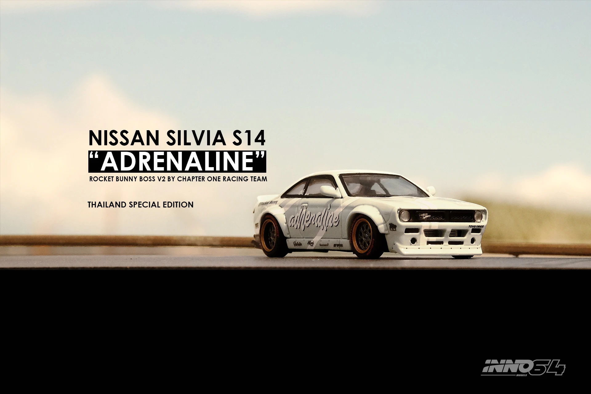 Предпродажа в апреле INNO 1/64 NISSAN SILVIA S14 ADRENALINE Rocket Bunny литая модель автомобиля |