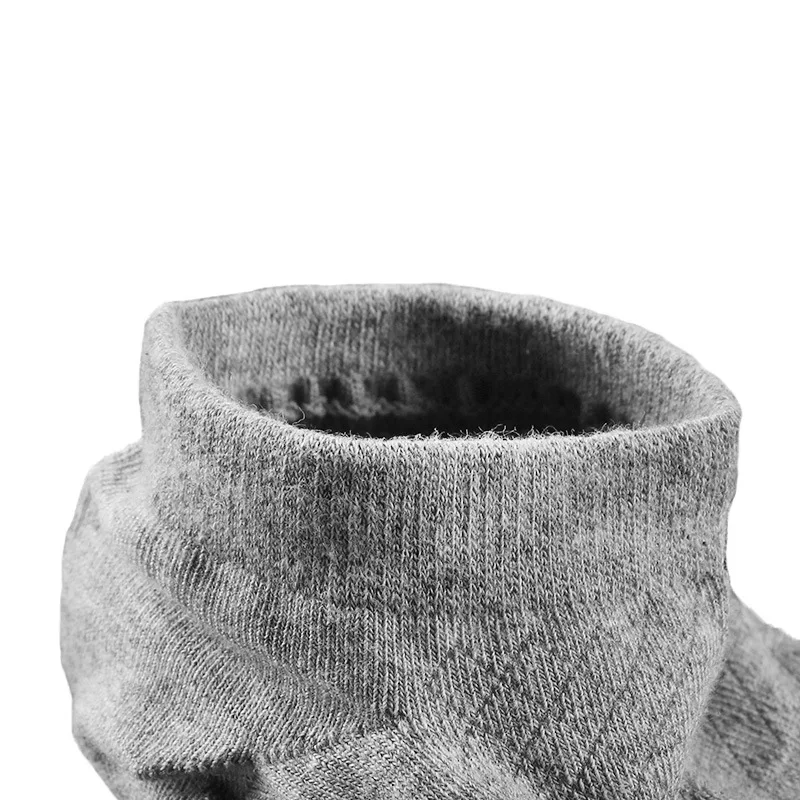 3 pairs boneless stitching sock male mesh needle pure color leisure summer pure color ship socks short tube men sock Sport Sock