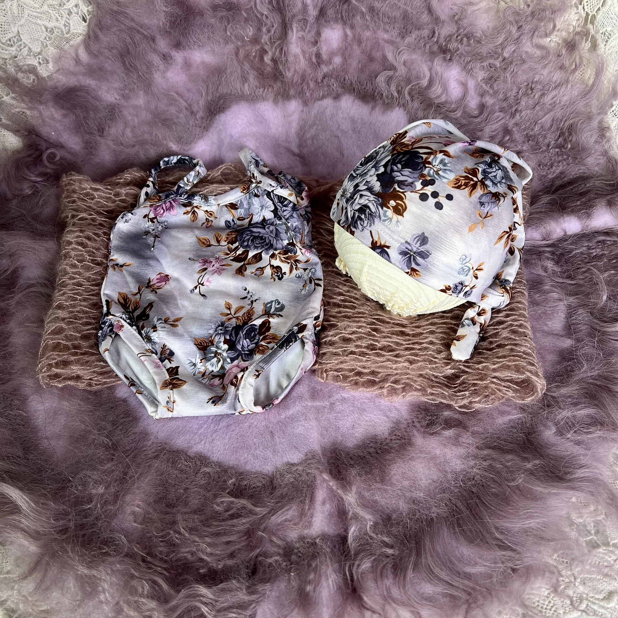 Комбинезон без рукавов с принтом для новорожденных и шляпой ткань искусственным