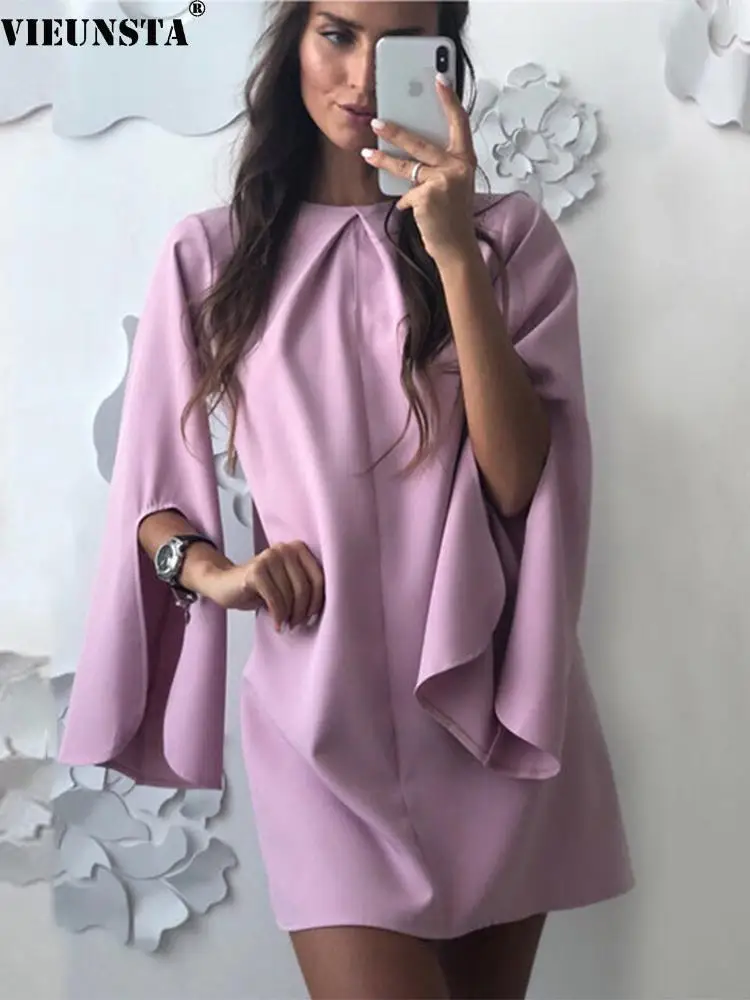 

Женское прямое офисное платье-мини с длинным рукавом и круглым вырезом