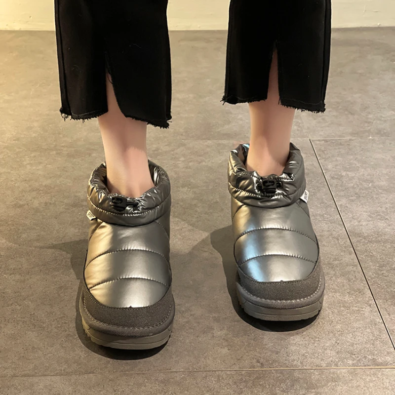 

2022 new autumn and winter snow boots fashion trend winter short boots flat ankle shoes women's thick bottom Martin boots