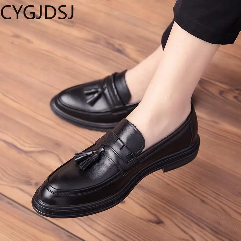 

Loafers for Men Italiano Dress Shoes for Men Office 2023 Coiffeur Slip on Shoes Men Formal Shoes Business Suit Chaussures Homme