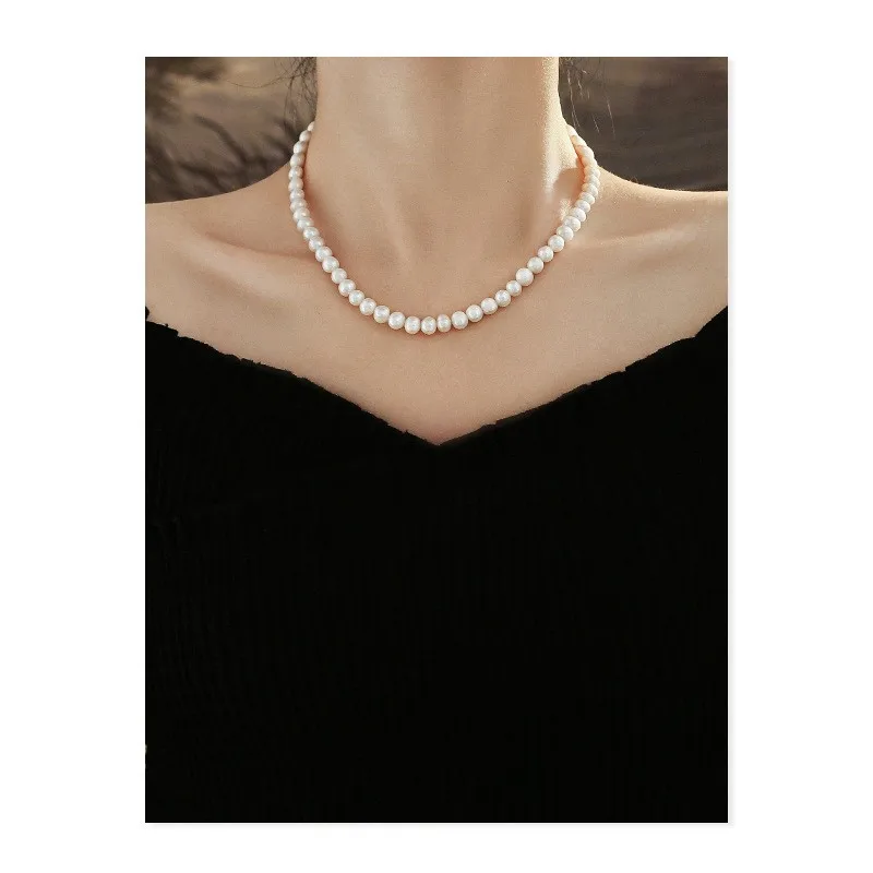 

Minar Temperament Irregular Baroque Pearl Beaded Chokers Necklace for Women Girls Heart Shape Hollow Chain Necklace Accessories