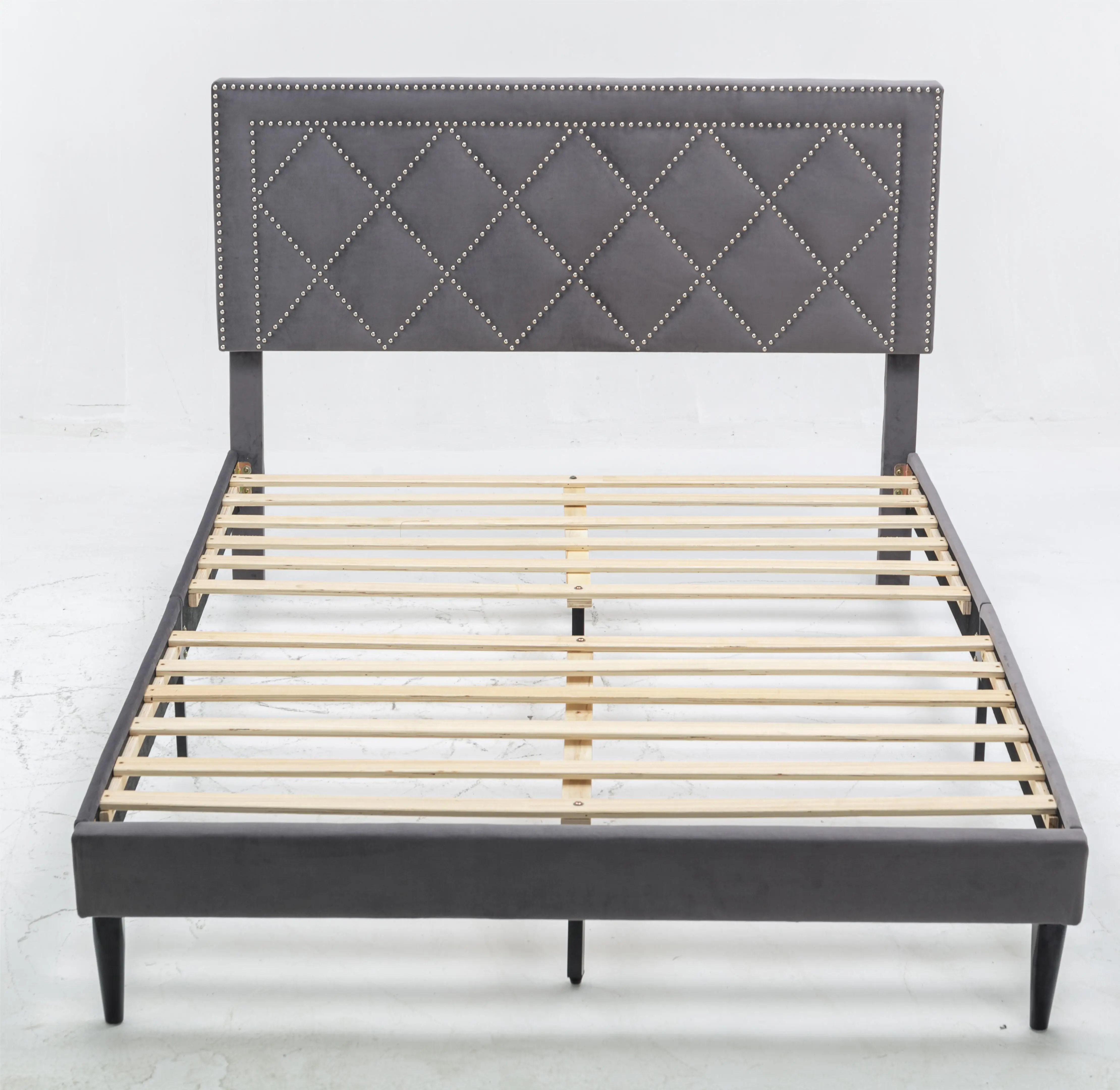 Hot Sale Factory Price Latest Design Tufted Royal King Size Queen Upholstered Bed Frame