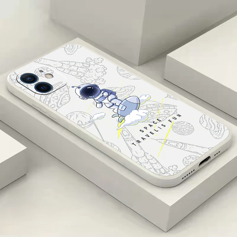 

Cute Astronaut Phone Case For iPhone 11 12 13 Pro Max 12 13 Mini X XR XS Max 7 8 6S 6 Plus SE 2020 5 Silicone Bumper Cover Coque