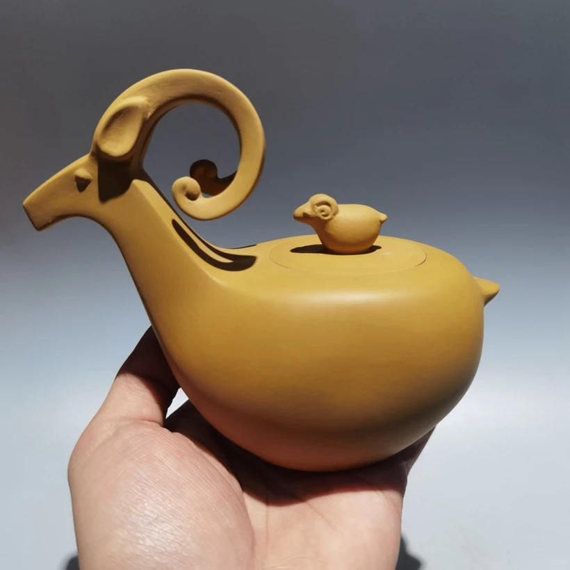 

Chinese Yixing Tea Pot Handmade Duan Clay Zodiac Sheep Teapot Raw Ore Qin Ya 360cc