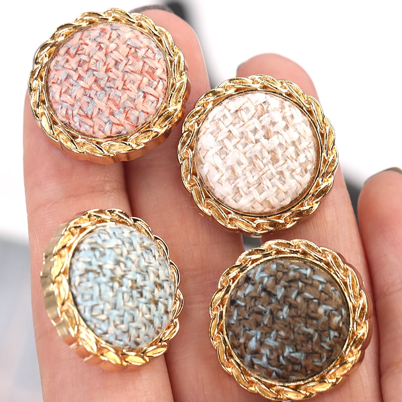 

6PCS 20mm 25mm Luxury Vintage Fashion Brand Buttons for Women Clothing Suit Golden Metal Button Sew on Clothes Decorative Sewing