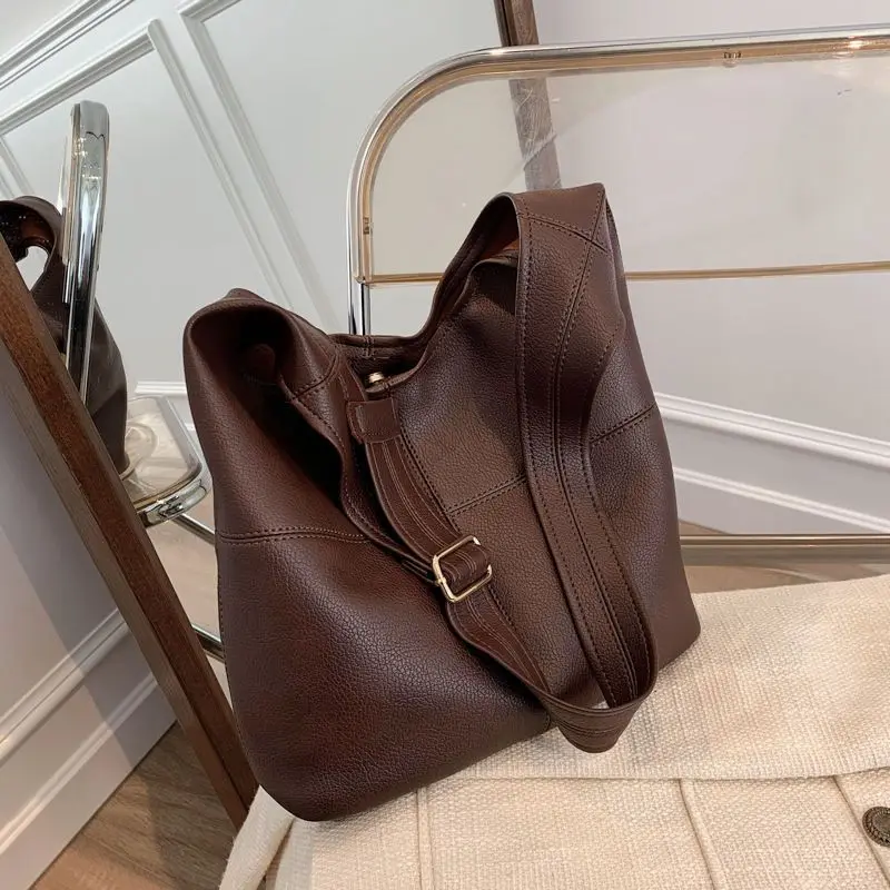 French Capacity Bag Women 2023 New Trendy Fashion Soft Surface Casual Fashion One Shoulder Women Underarm Bucket Bag Tote Bags