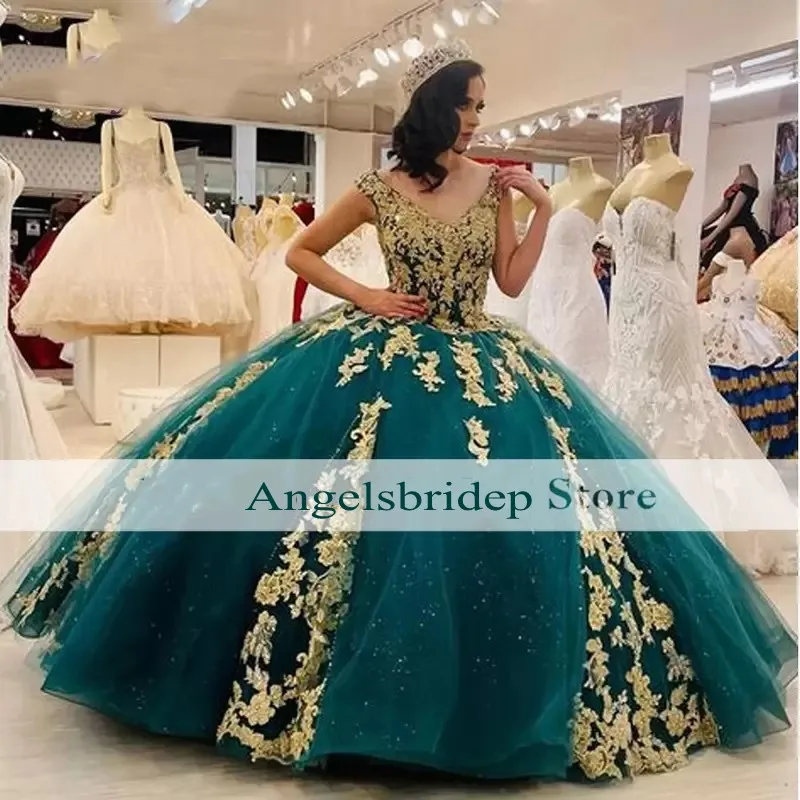 

ANGELSBRIDEP Hunter Green V-Neck Princess Quinceanera Dresses Tulle Girl Glitter Sweet 16 Luxury Gold Lace Birthday Party Gowns