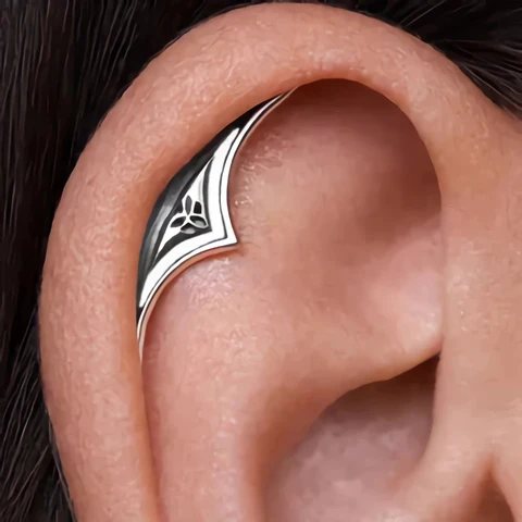 Серьги-гвоздики Dawndesslo готические