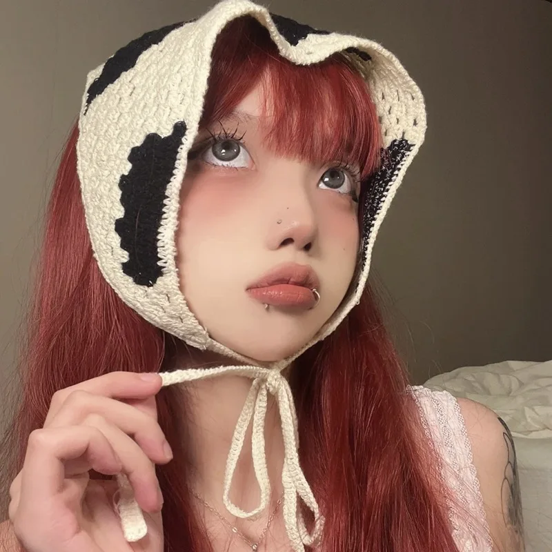 

Korean Ins Hollow Cow Printing Knitted Bandanas French Hand Crochet Cotton Thread Triangle Scarf Retro Decorative Small Bandanas