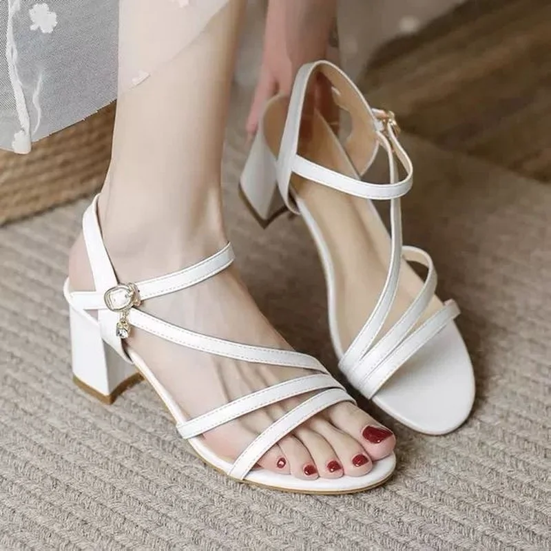 

FHANCHU 2023 New Women Leather Sandals,Fashion Thick Summer Heels Shoes,Open Toe,Ankle Buckle Strap,34-40,Beige,Apricot,Dropship