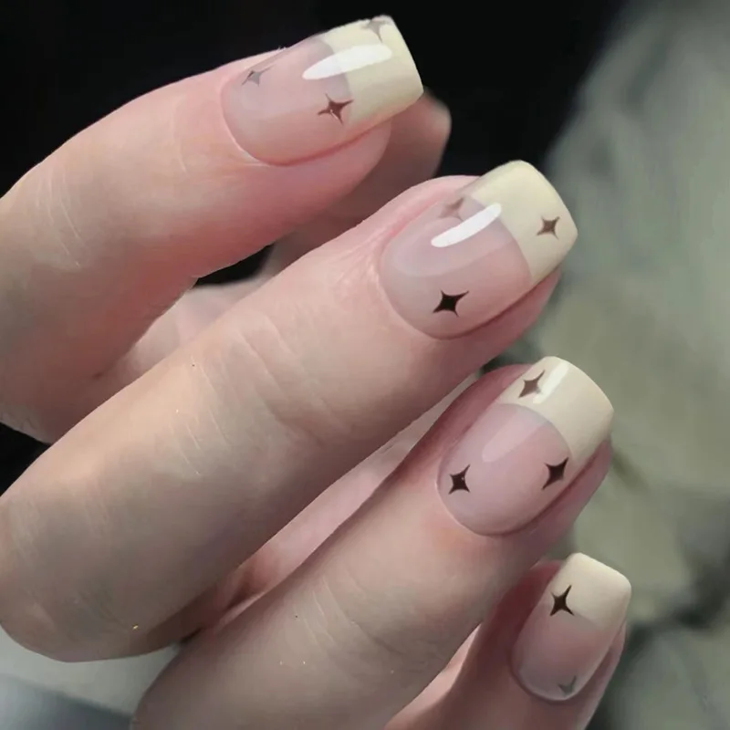

24 шт./кор. искусственные ногти в форме звезды, прессованные на искусственных ногтях, короткий квадратный набор искусственных ногтей, нажимные ногти, искусственная кожа