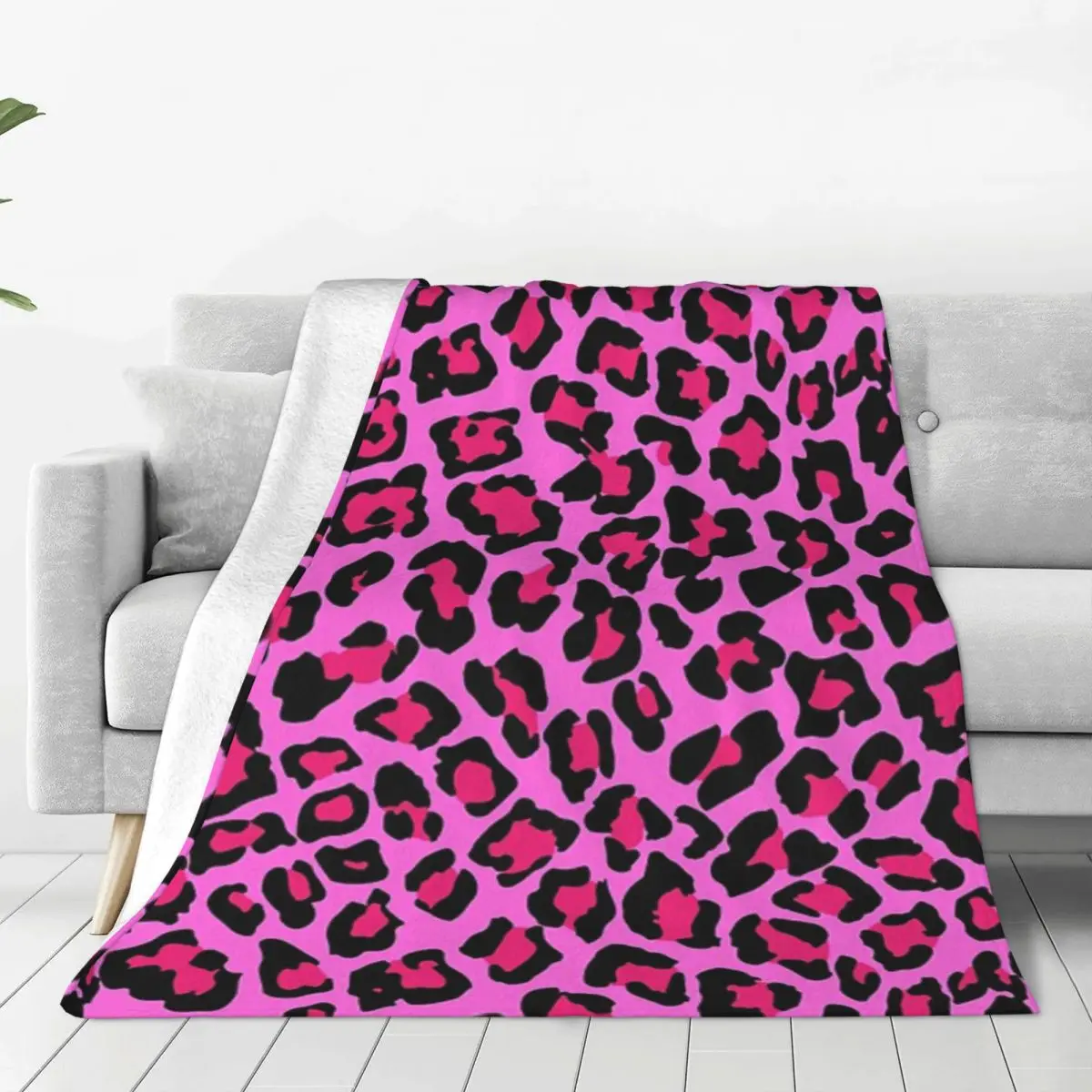 

Pop Pink Leopard Strip Blanket Bedspread Bed Plush Soft Bed Blanket Crib Blanket Fashion microfiber washable Anti-pilling fluffy