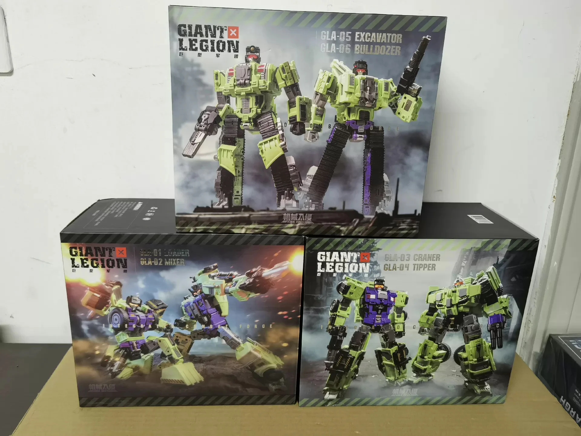 В наличии MECHA INVASION GIANT LEGION Devastator Scrapper Hook Mixmaster Scavenger Bonecrusher Long Haul Модельные игрушки GLA-01-06 (art.: 3920dcf3dcf28) - 3920dcf3dcf28
