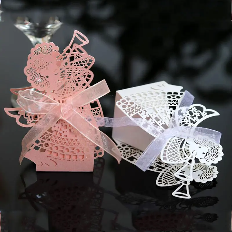 

100Pcs Beautiful Wedding Candy Box Hollow Holiday Candy Box Birthday Christmas Souvenir Pink Chocolate Packaging Box Wholesale