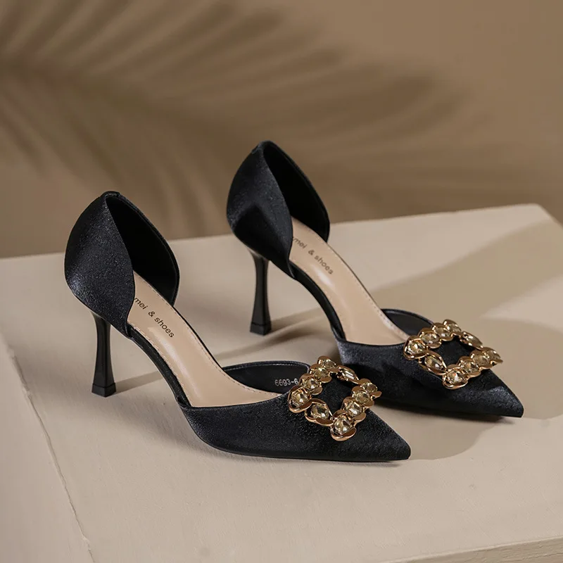 SOLEMATE French-style 2023 Spring New Rhinestone High Heels - Square Buckle Design for Professional and Fashionable Women