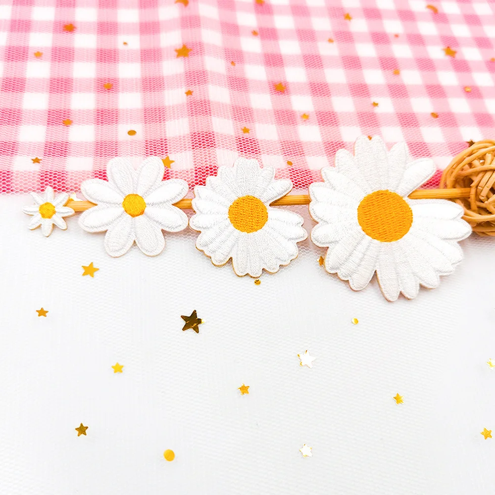 5 шт. патчи на одежду с маргариткой и цветком