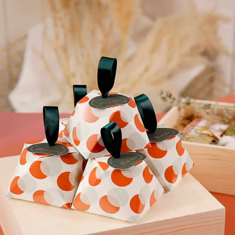 

Pot Contrast Color Diamond Candy Box Baptism Sugared Almonds Container Halloween Party Decoration Wedding Gift Boxes for Guest