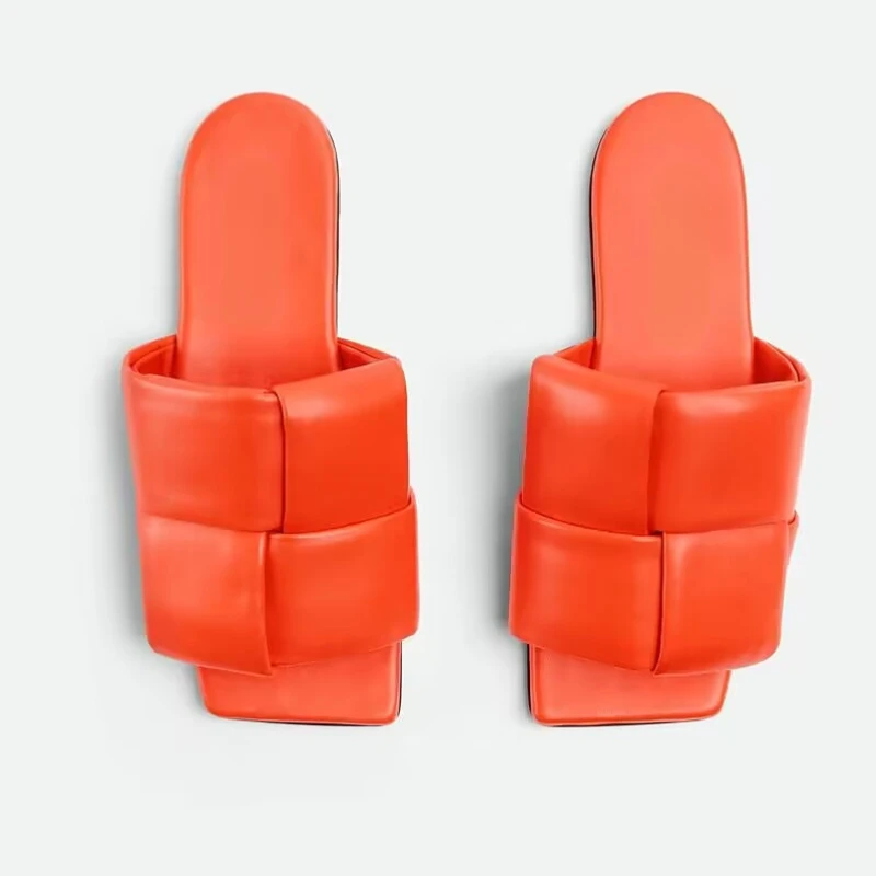 Women's slippers 2023 spring and summer fashion new casual woven plaid leather large bottomed slackers' open-toe slippers