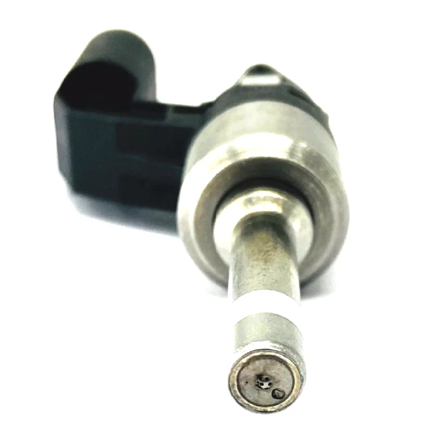 1 шт. Топливная форсунка для Volkswagen VW Passat Golf Skoda FABIA OCTAVIA RAPID 4 TSI 03C906036M 03C906036F