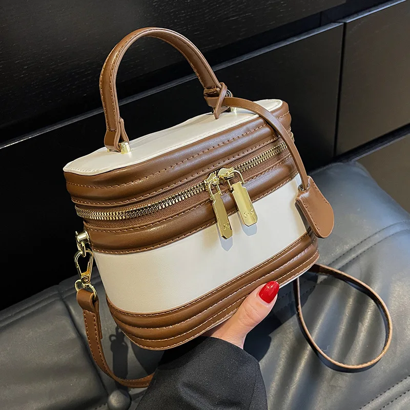 

Женская дизайнерская сумочка в форме мини коробки, сумка через плечо из искусственной кожи с короткой ручкой, 2022 элегантные тоуты, роскошна...