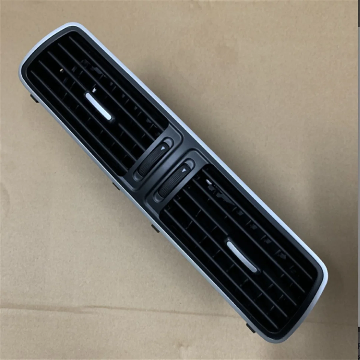 3AD 819728 Вентиляционные отверстия центральной консоли для VW Passat B6 B7 CC R36 3AB А Средний