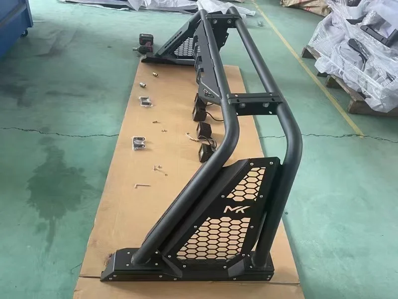 

Ram 1500 DT 2021 Roll cage