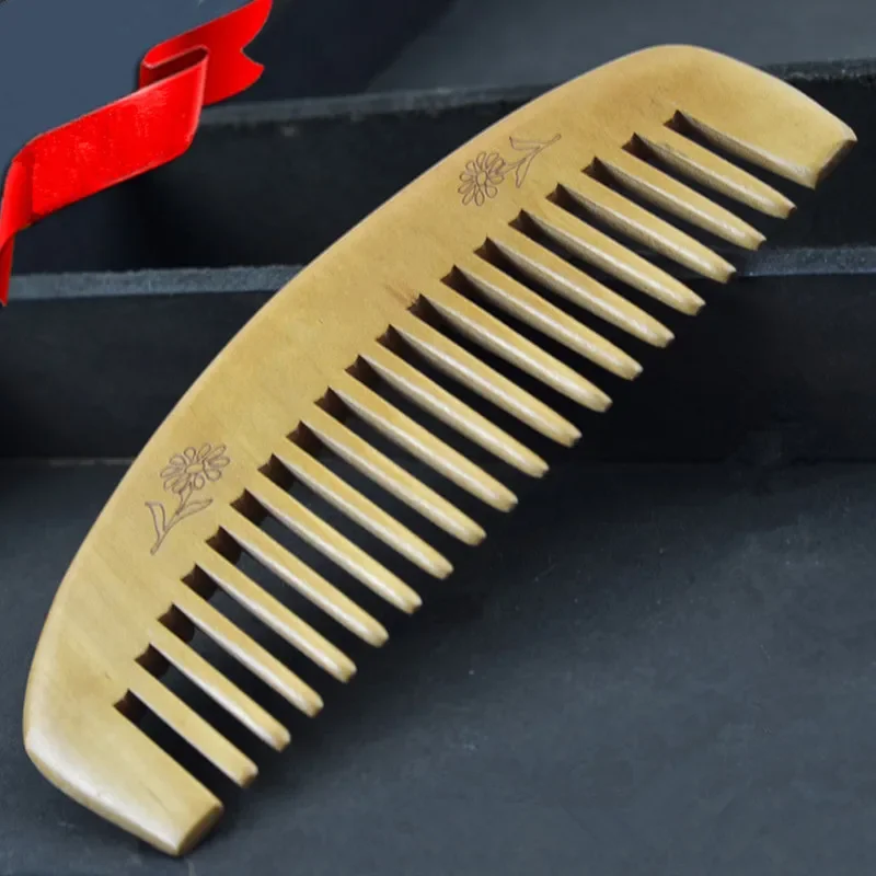 1PC Natural Peach Wood Hair Comb Curved Sandalwood Anti-static Health Care Brush