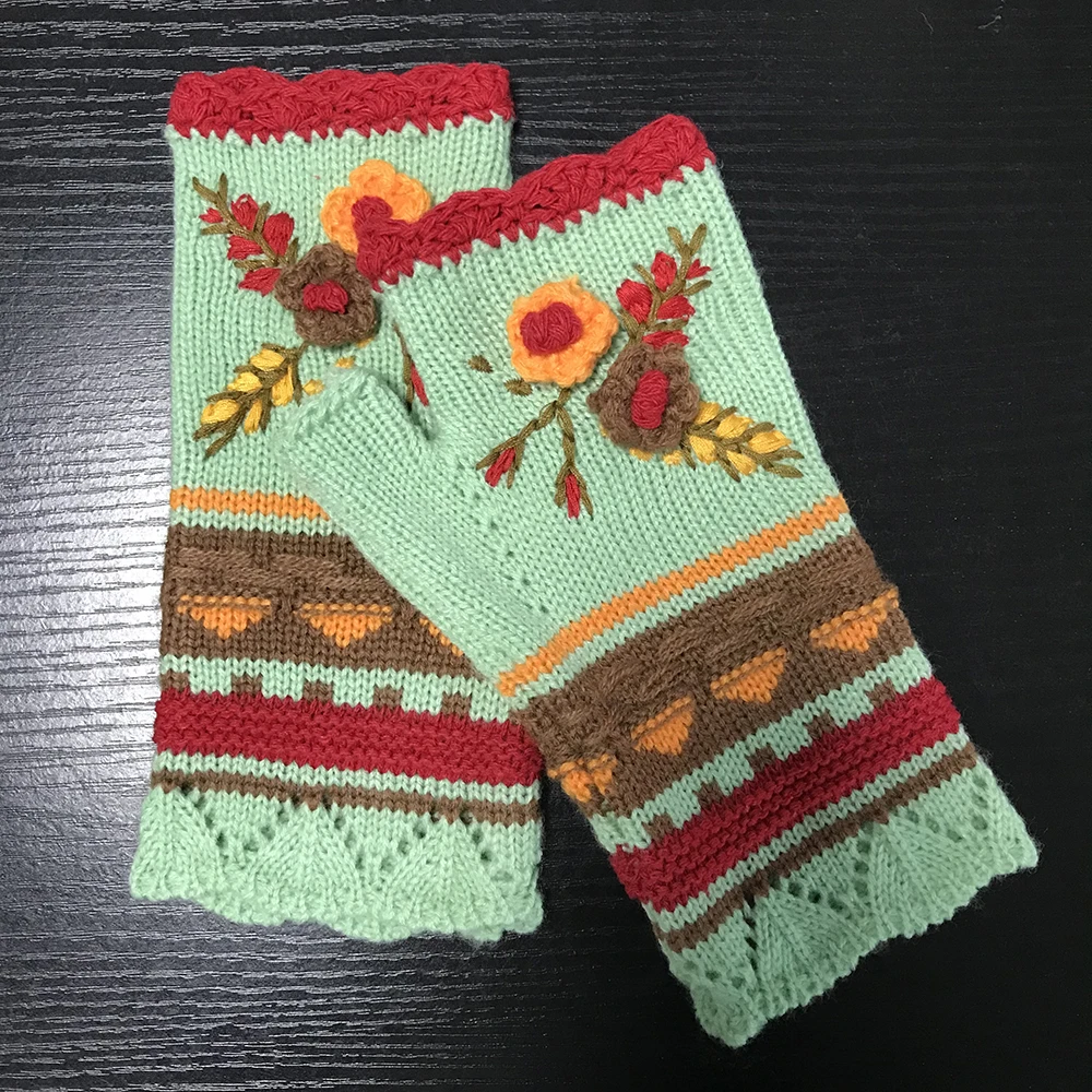 autumn/winter hand hook and Embroidery tricolor flower warm gloves woolen woven knitted half finger gloves for ladys