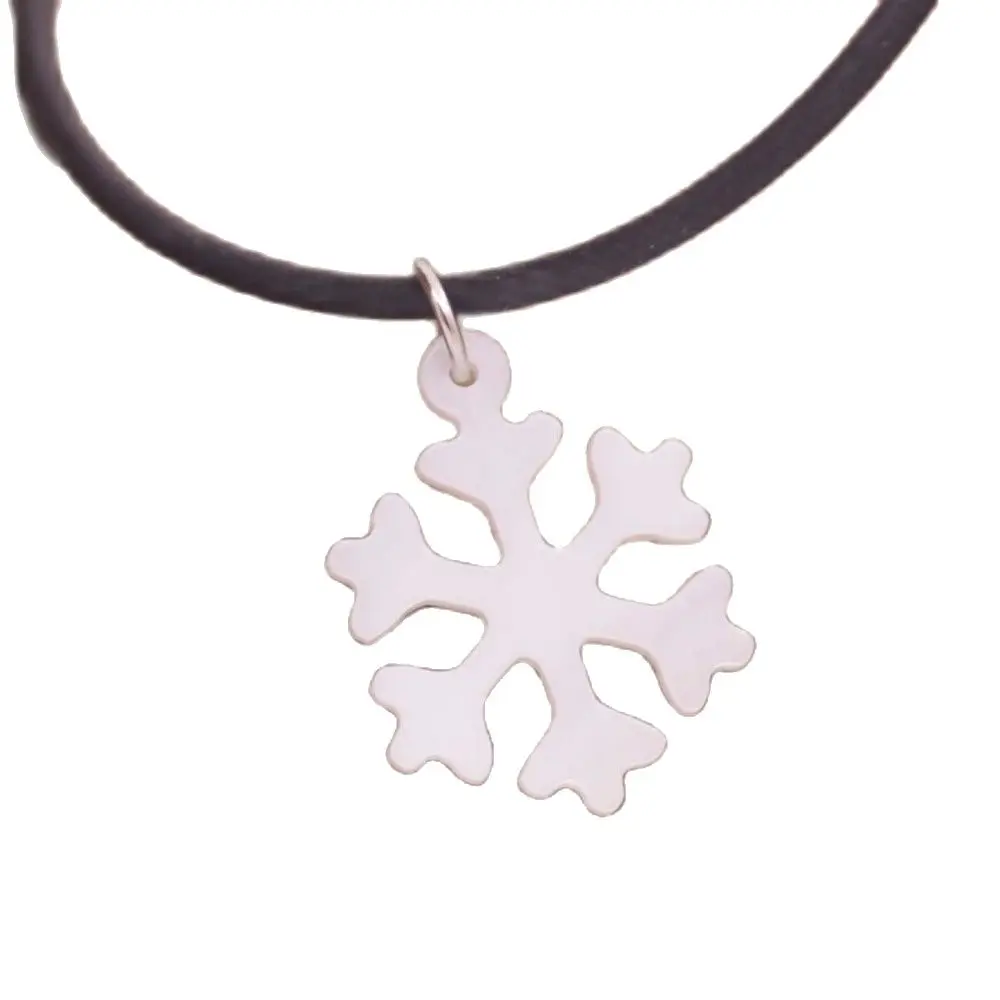 

Snowflake Shell White Mother of Pearl Black Cord Pendant 18" Charming! 15X20mm