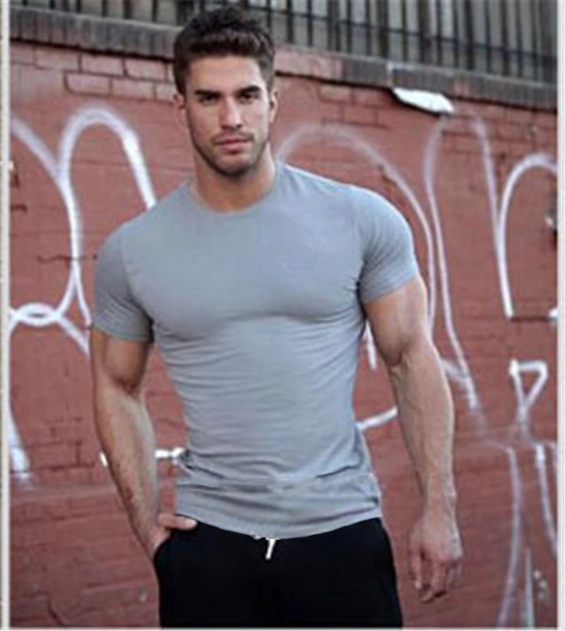 

High Quality Cotton Sport Shirt Men Cotton Mens Running T Shirt Solid Color Sportswear Fitness Blank T Shirt Slim fit Gym Tshirt