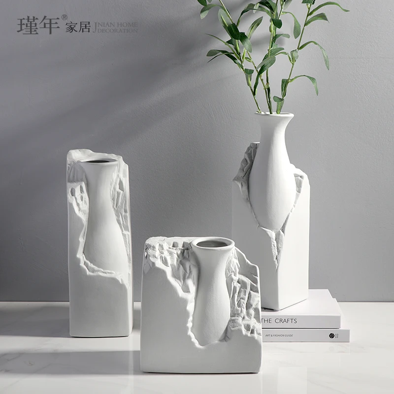 

Ceramique Table Blanc Vase Luxury Nordic Style Vase Sculpture Design Ceramic Art Minimalist Vaso Fiori Interior Decoration