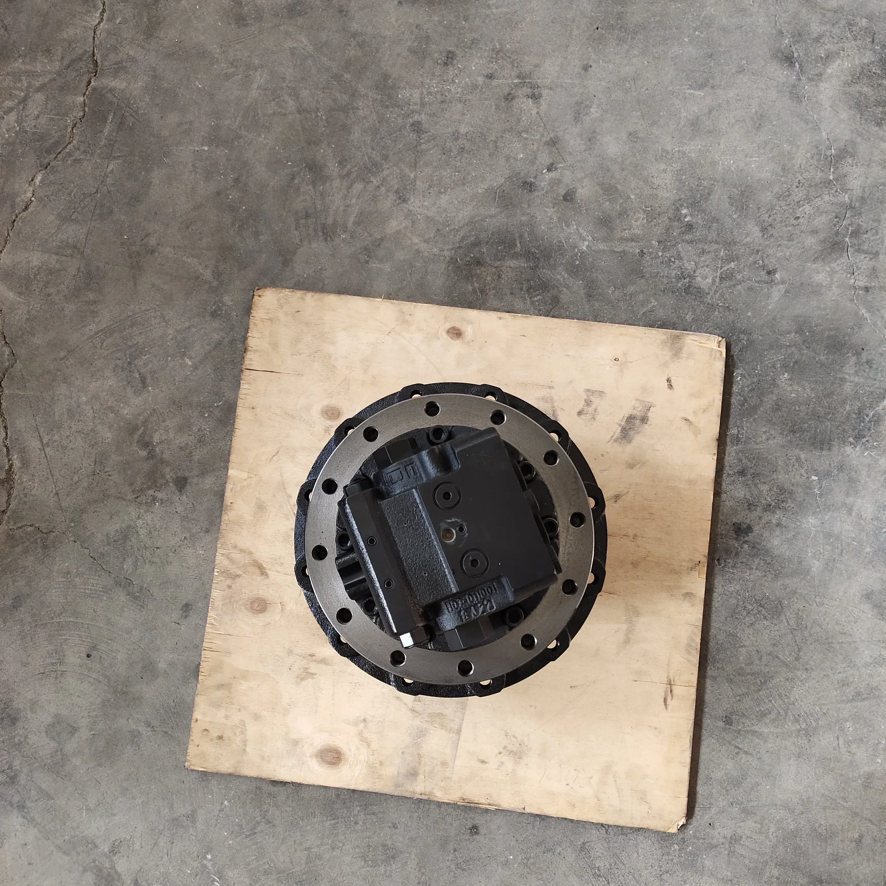 Флуоресцентный двигатель флуоресцентный привод 21W-60-22130 21W-60-22411