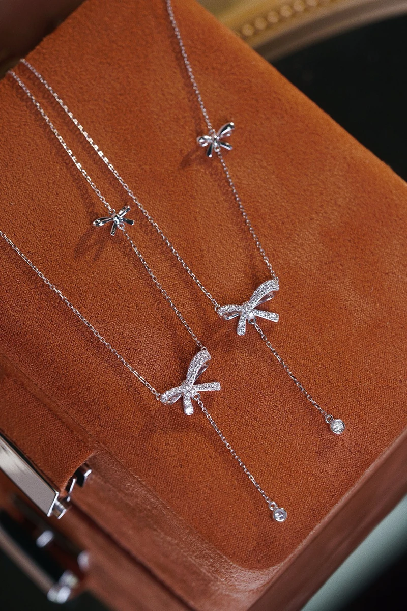 LUOWEND 100% 18K White Gold Necklace Elegant Gentle Style 0.25carat Real Natural Diamond for Women Birthday Gift