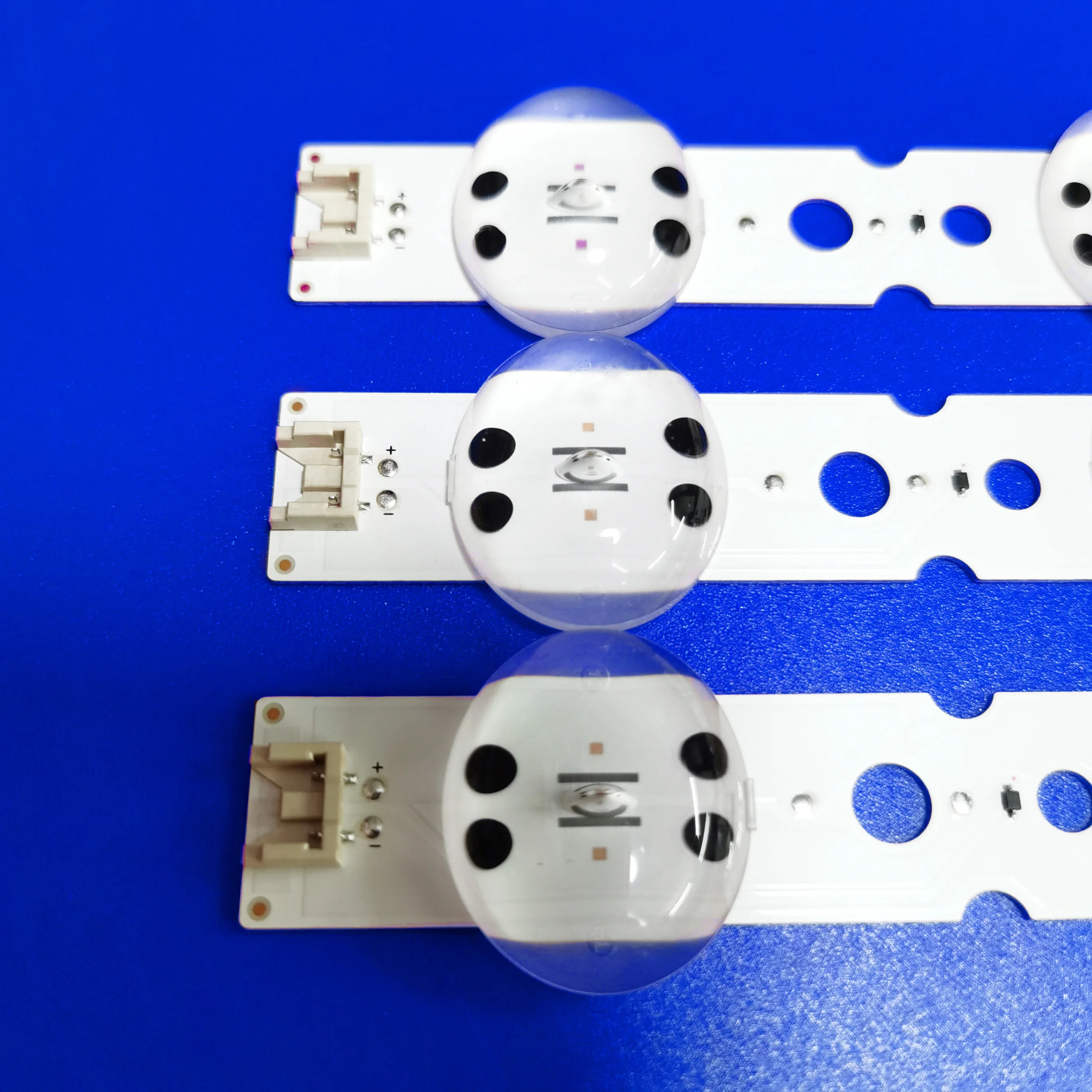 Светодиодный подсветка для 43UM74006LB 43UM7450PLA 43UM7390PLC 43UM7400PLB 43LM6300PSB Y19.43UM73 43UN74006LA Y19 _