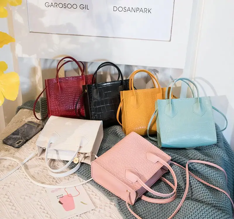 

Дамские повседневные сумочки, миниатюрная дамская сумочка с крокодиловым узором, женская сумка, новая модная однотонная универсальная сум...