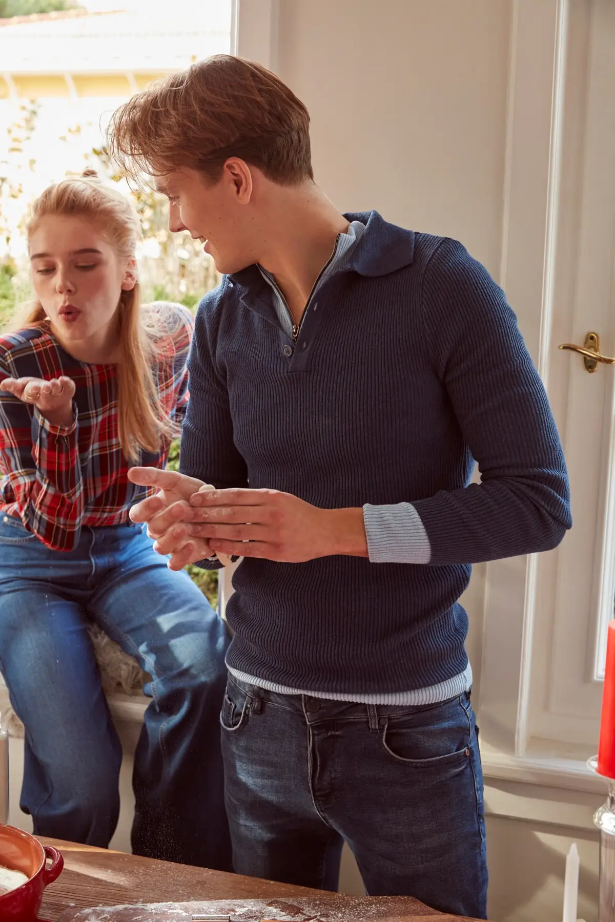 

Мужской свитер-поло на пуговицах